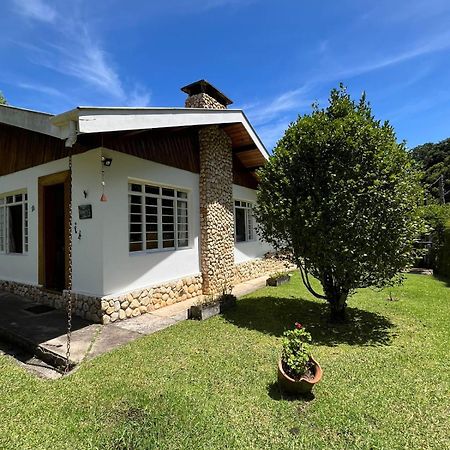 Casa Aconchegante Proximo Ao Capivari Villa Campos do Jordão Exteriör bild